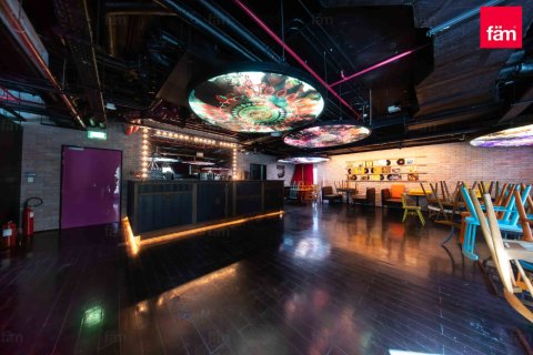 Снять в аренду магазин в Дубае: 146м², № 85753 - фото 6