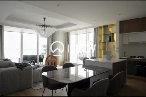Apartamento en EMAAR Beachfront, Dubai Harbour, Dubai, 3 dormitorios, 179.95 m², № 120896