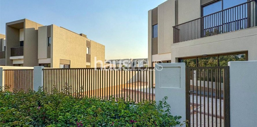 تاون هاوس في Villanova, Dubai Land, دبي 4 غرف نوم, 214 م² رقم 43723