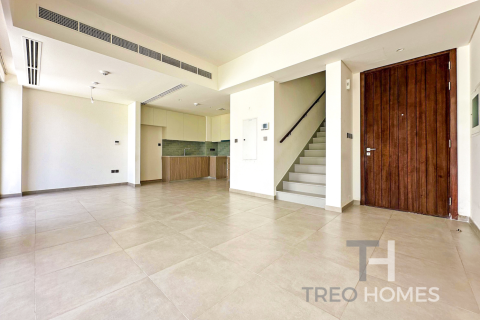Townhouse in The Valley, Dubai 3 bedrooms, 186 sq.m. № 16881 - photo 11