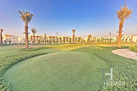 Townhouse in The Valley, Dubai 3 bedrooms, 190 sq.m. № 16880 - photo 1