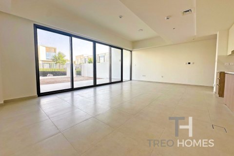 Townhouse in The Valley, Dubai 3 bedrooms, 190 sq.m. № 16880 - photo 14