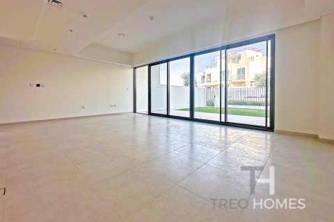 Townhouse in The Valley, Dubai 3 bedrooms, 192 sq.m. № 16879 - photo 3