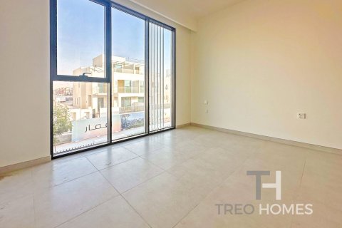 Townhouse in The Valley, Dubai 3 bedrooms, 192 sq.m. № 16879 - photo 17