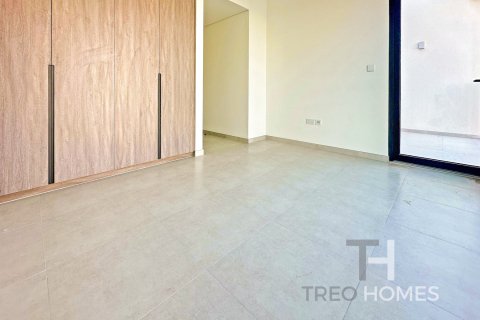 Townhouse in The Valley, Dubai 3 bedrooms, 192 sq.m. № 16879 - photo 16