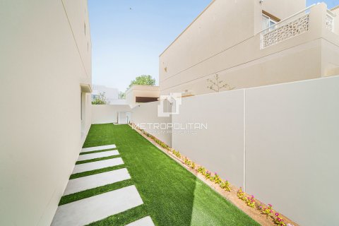 Villa à Meadows, Dubai, 5 chambres, 353 m², № 15867 - photo 24