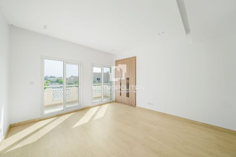 Villa à Meadows, Dubai, 5 chambres, 353 m², № 15867 - photo 14