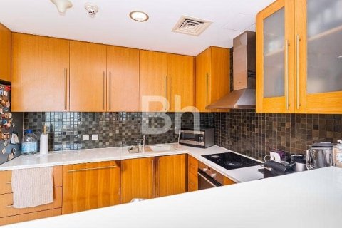 Apartment in Dubai Marina, Dubai 2 bedrooms, 127 sq.m. № 21411 - photo 7
