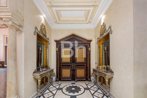Villa in Dubai 7 bedrooms, 1338 sq.m. № 21331 - photo 9