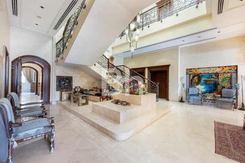 Villa in Dubai 7 bedrooms, 1338 sq.m. № 21331 - photo 10