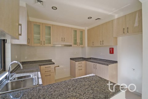 Townhouse in Mira Oasis 2, Reem, Dubai 4 bedrooms, 237 sq.m. № 124726 - photo 5