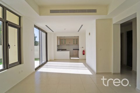 Townhouse in Mira Oasis 2, Reem, Dubai 4 bedrooms, 237 sq.m. № 124726 - photo 3