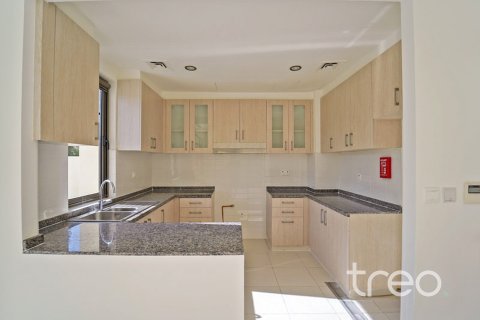 Townhouse in Mira Oasis 2, Reem, Dubai 4 bedrooms, 237 sq.m. № 124726 - photo 7