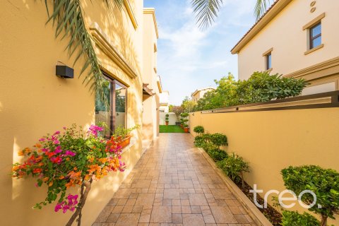 Townhouse in Mira 2, Reem, Dubai 4 bedrooms, 236.9 sq.m. № 124723 - photo 10