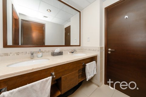 Townhouse in Mira 2, Reem, Dubai 4 bedrooms, 236.9 sq.m. № 124723 - photo 18