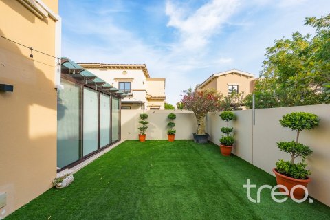 Townhouse in Mira 2, Reem, Dubai 4 bedrooms, 236.9 sq.m. № 124723 - photo 12
