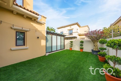 Townhouse in Mira 2, Reem, Dubai 4 bedrooms, 236.9 sq.m. № 124723 - photo 13