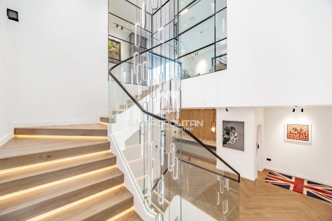 Villa in Palm Jumeirah, Dubai 5 bedrooms, 1292 sq.m. № 72940 - photo 13