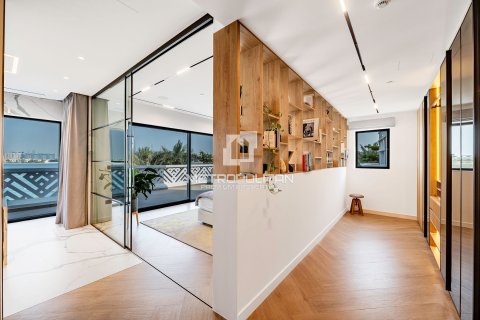 Villa in Palm Jumeirah, Dubai 5 bedrooms, 1292 sq.m. № 72940 - photo 15