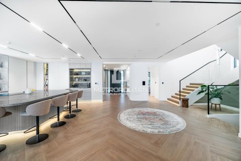 Villa in Palm Jumeirah, Dubai 5 bedrooms, 1292 sq.m. № 72940 - photo 11