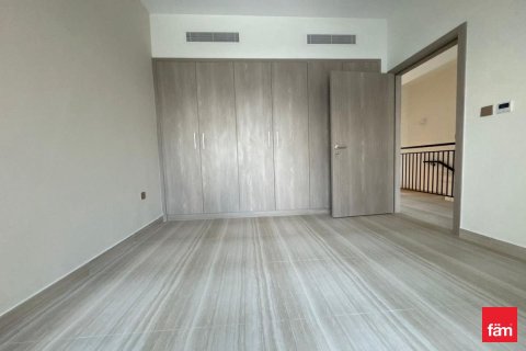 Townhouse in Dubai 3 bedrooms, 138 sq.m. № 59582 - photo 2
