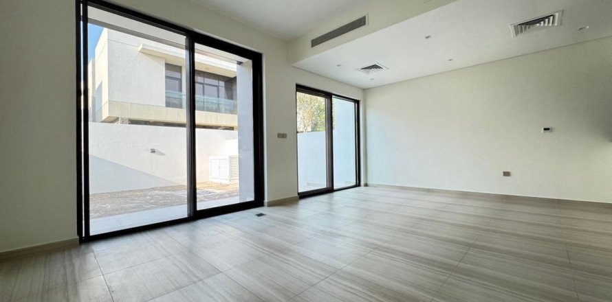 Townhouse in Dubai 3 bedrooms, 138 sq.m. № 59582