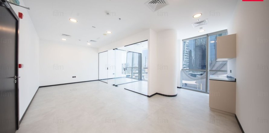 Bureau à Business Bay, Dubai, 49.2 m², № 59588