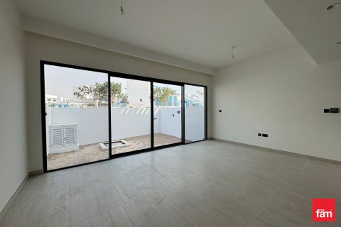 Снять в аренду таунхаус в Дубае: 4 спальни, 144м², № 90294 - фото 5