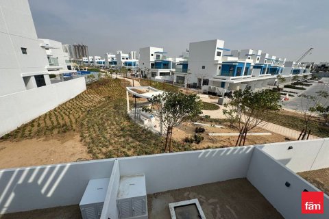 Снять в аренду таунхаус в Дубае: 4 спальни, 144м², № 90294 - фото 7