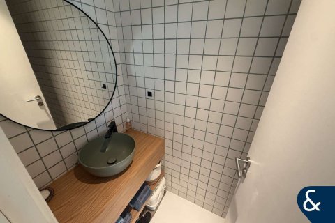 Appartement à AL MAJARA TOWERS à Dubai Marina, Dubai, 1 chambre, 104 m², № 79294 - photo 8