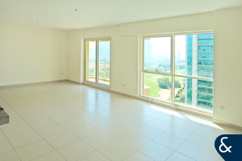Apartment in Greens, Dubai 2 bedrooms, 131 sq.m. № 79292 - photo 2