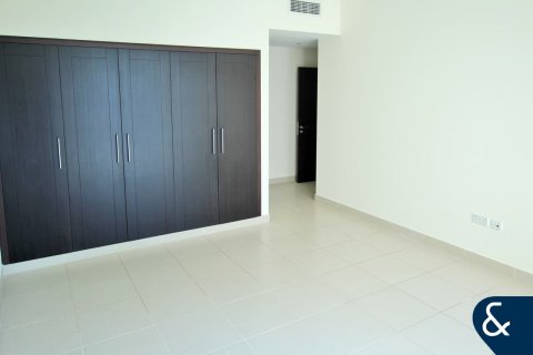 Apartment in Greens, Dubai 2 bedrooms, 131 sq.m. № 79292 - photo 12