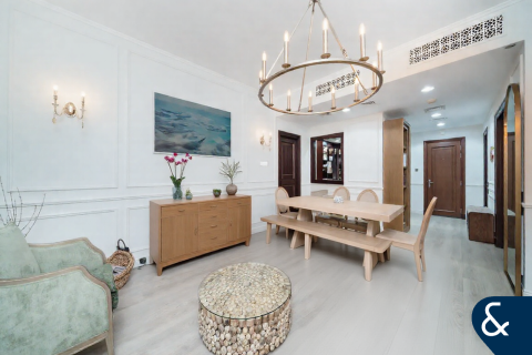 Apartamento en Old Town, Dubai, 2 dormitorios, 134 m², № 79293 - foto 1