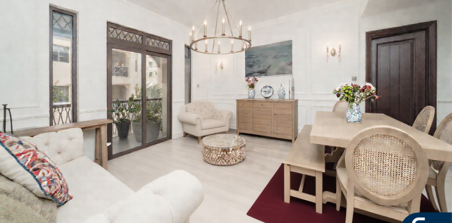 Apartamento en Old Town, Dubai, 2 dormitorios, 134 m², № 79293