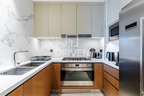 Apartment in Downtown Dubai (Downtown Burj Dubai), Dubai 3 bedrooms, 145 sq.m. № 19393 - photo 11