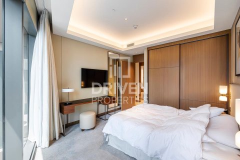 Apartment in Downtown Dubai (Downtown Burj Dubai), Dubai 3 bedrooms, 145 sq.m. № 19393 - photo 10