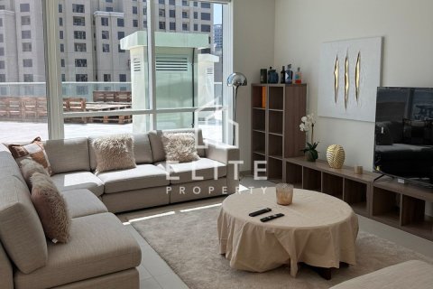 Appartement à Dubai, 2 chambres, 363 m², № 38656 - photo 1