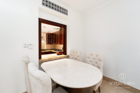 Apartamento en Old Town, Dubai, 1 dormitorio, 95.5 m², № 77221 - foto 5