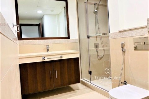 Apartamento en Downtown Dubai (Downtown Burj Dubai), Dubai, 3 dormitorios, 178.9 m², № 77218 - foto 13