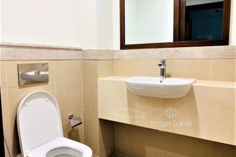 Apartamento en Downtown Dubai (Downtown Burj Dubai), Dubai, 3 dormitorios, 178.9 m², № 77218 - foto 16