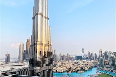 Apartamento en Downtown Dubai (Downtown Burj Dubai), Dubai, 3 dormitorios, 178.9 m², № 77218 - foto 1