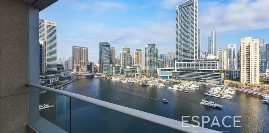 Almacén en Dubai Marina, Dubai, 2 dormitorios, 139 m², № 61937