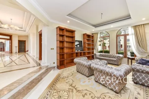 Villa en Palm Jumeirah, Dubai, 6 dormitorios, 650 m², № 61939 - foto 4