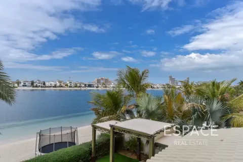 Villa en Palm Jumeirah, Dubai, 6 dormitorios, 650 m², № 61939 - foto 13