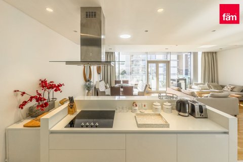 Apartamento en Dubai, 1 dormitorio, 106.5 m², № 100235 - foto 20