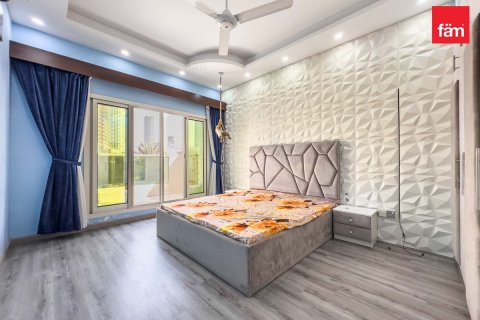 Снять в аренду виллу в Дубае: 4 спальни, 501.5м², № 100236 - фото 8