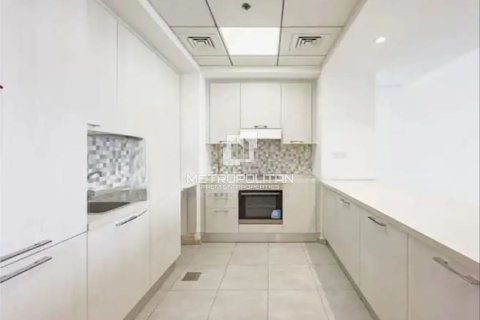 Купить квартиру в Dubai Land, Дубай: 3 спальни, 161м², № 73524 - фото 5