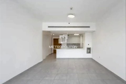 Купить квартиру в Dubai Land, Дубай: 3 спальни, 161м², № 73524 - фото 2