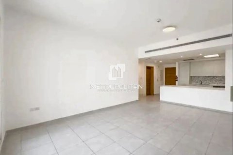 Купить квартиру в Dubai Land, Дубай: 3 спальни, 161м², № 73524 - фото 3