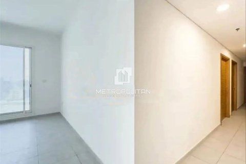 Купить квартиру в Dubai Land, Дубай: 3 спальни, 161м², № 73524 - фото 9